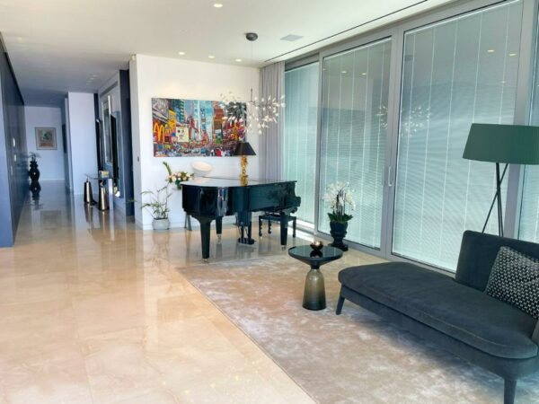 Ultimate Luxury In An Exclusive TLV Tower 4