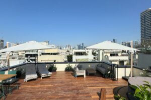 On Frug Spectacular Penthouse W Rooftop