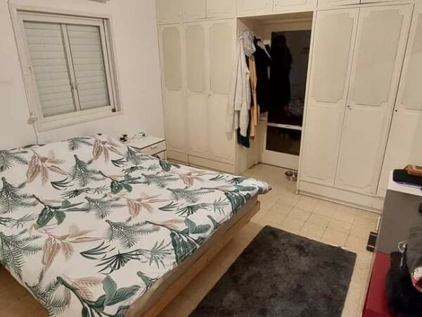 On Shlomo HaMelekh In Central TLV Spacious 3 Room 5