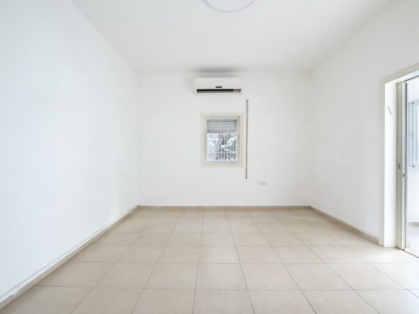 Near HaBima 3 Room Garden Apt Full Of Potential 4