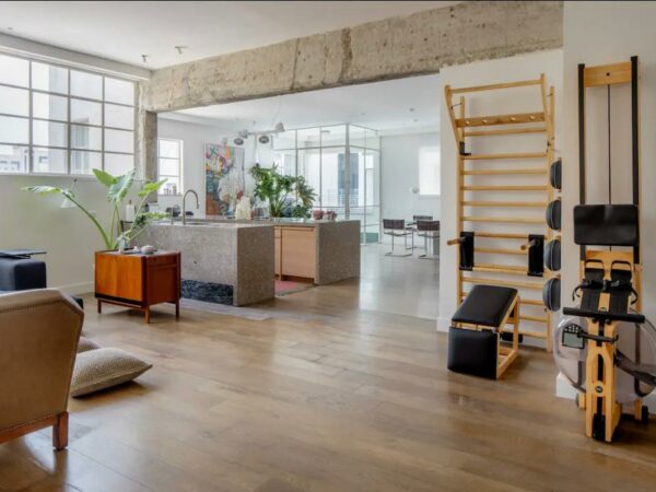 In Vibrant Florentine Amazing Uniquely Designed Loft 9