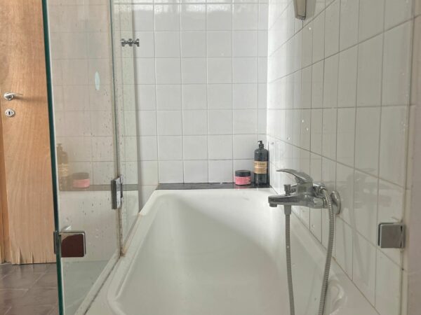 On A Pretty ST In Central Tlv Renovated 4 Room W Terrace 10