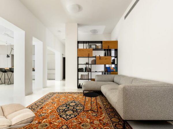 Huge 3 Room In Gorgeous Historic TLV Bauhaus 1