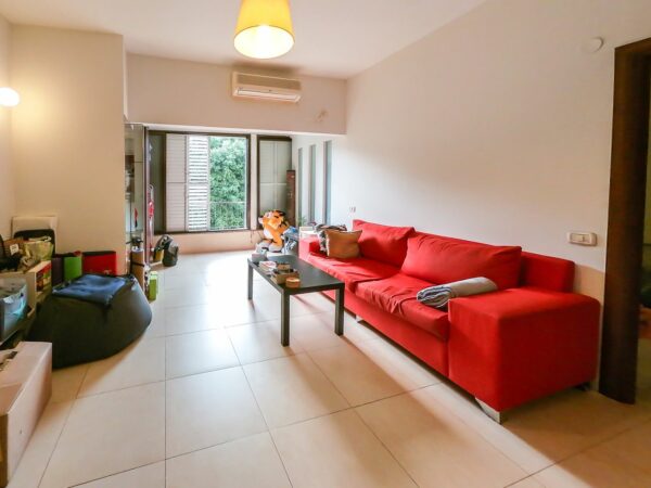 Well Lit 4 Room On North Dizengoff Near The Sea 6