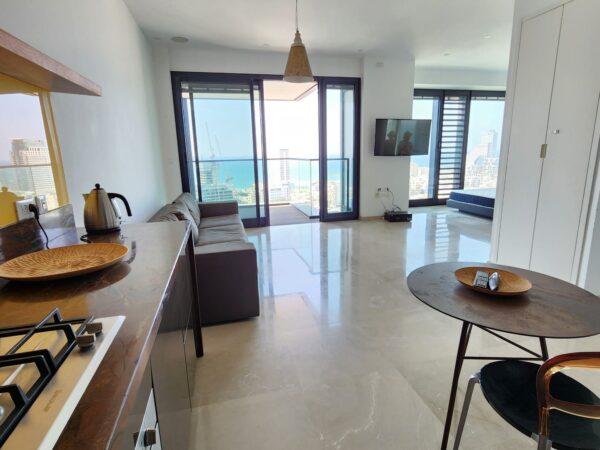 2 Room In A Luxurious Tower In Neve Tzedek W Sea View 3