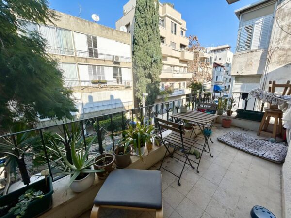 2.5 Room Apt With Lovely Balcony 7