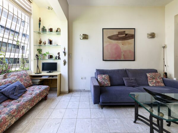 Charming 2 Room On Quiet ST Steps From Hilton Beach 6