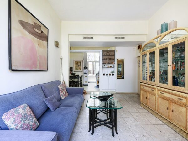 Charming 2 Room On Quiet ST Steps From Hilton Beach 3